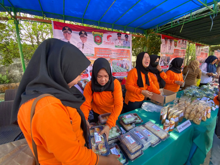Penyerahan Probebaya Kecamatan Loa Janan Ilir Tahun 2023 oleh Bapak Walikota Samarinda