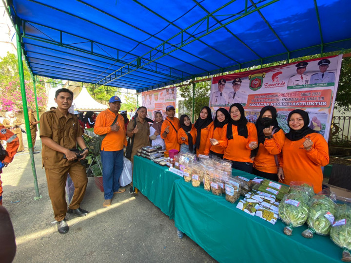 Penyerahan Probebaya Kecamatan Loa Janan Ilir Tahun 2023 oleh Bapak Walikota Samarinda