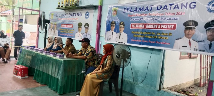 Pelatihan Menjahit dan Tata Boga ( Bakery & Pastry) Probebaya 2024 Bidang Pemberdayaan Masyarakat