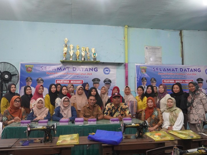 Pelatihan Menjahit dan Tata Boga ( Bakery & Pastry) Probebaya 2024 Bidang Pemberdayaan Masyarakat