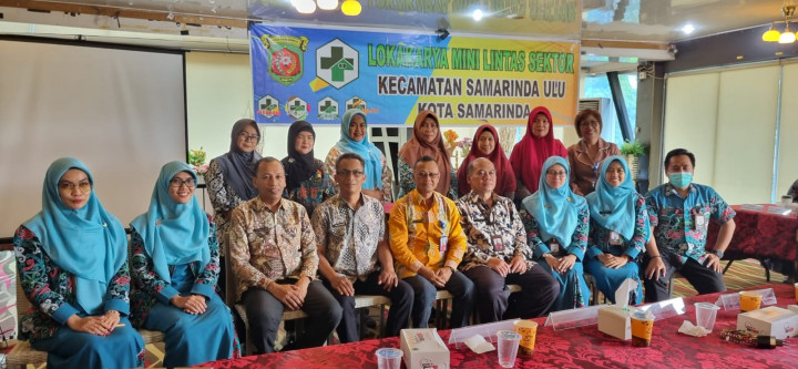Lokakarya Mini Lintas Sektor oleh Puskesmas Segiri yang dihadiri oleh Lurah Sidodadi