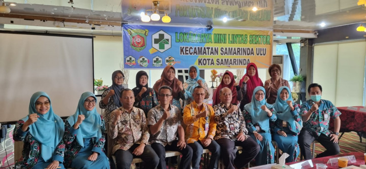 Lokakarya Mini Lintas Sektor oleh Puskesmas Segiri yang dihadiri oleh Lurah Sidodadi