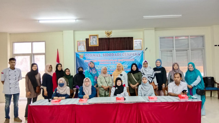 Pokmas Sidodadi Cempaka Melaksanakan Pelatihan Kue Kering