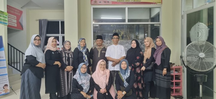 Buka Puasa Kelurahan Sidodadi Bersama Rukun Tetangga (RT),Lembaga Pemberdayaan Masyarakat (LPM) dan Tim PKK(Pemberdayaan Kesejateran Keluarga) Tahun 2024/1445 H