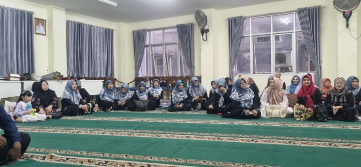 Buka Puasa Kelurahan Sidodadi Bersama Rukun Tetangga (RT),Lembaga Pemberdayaan Masyarakat (LPM) dan Tim PKK(Pemberdayaan Kesejateran Keluarga) Tahun 2024/1445 H