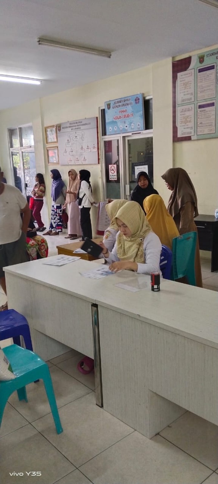 Kegiatan Pendistribusian  Beras Tahap 4 dan Tahap 2 Triwulan 2 Alokasi bulan April 2024