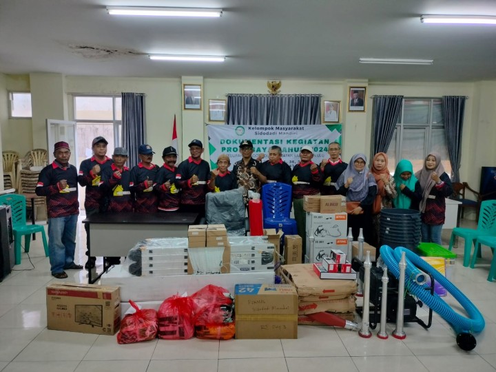 Dokumentasi kegiatan pengadaan sapras pokmas di kelurahan Sidodadi Tahun 2024