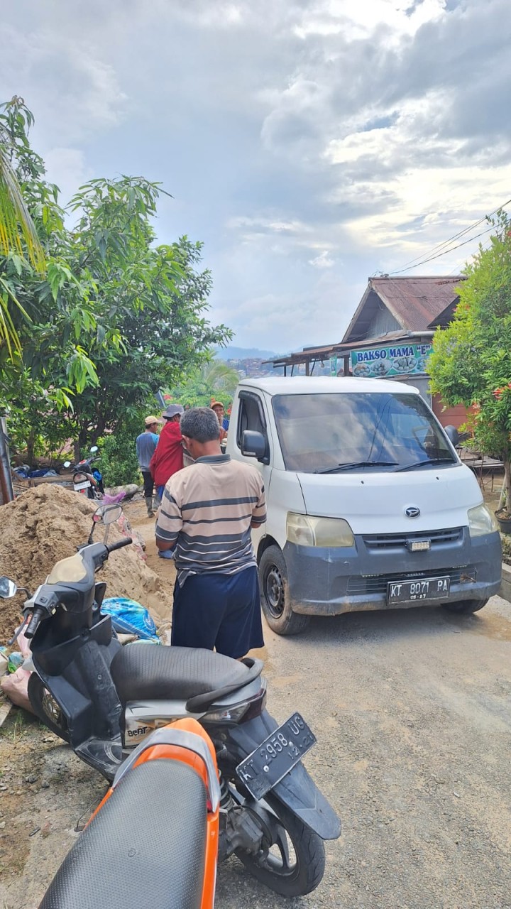 Pemantauan Kegiatan Probebaya Sarana dan Prasarana Tahap II Kel.Sidodadi