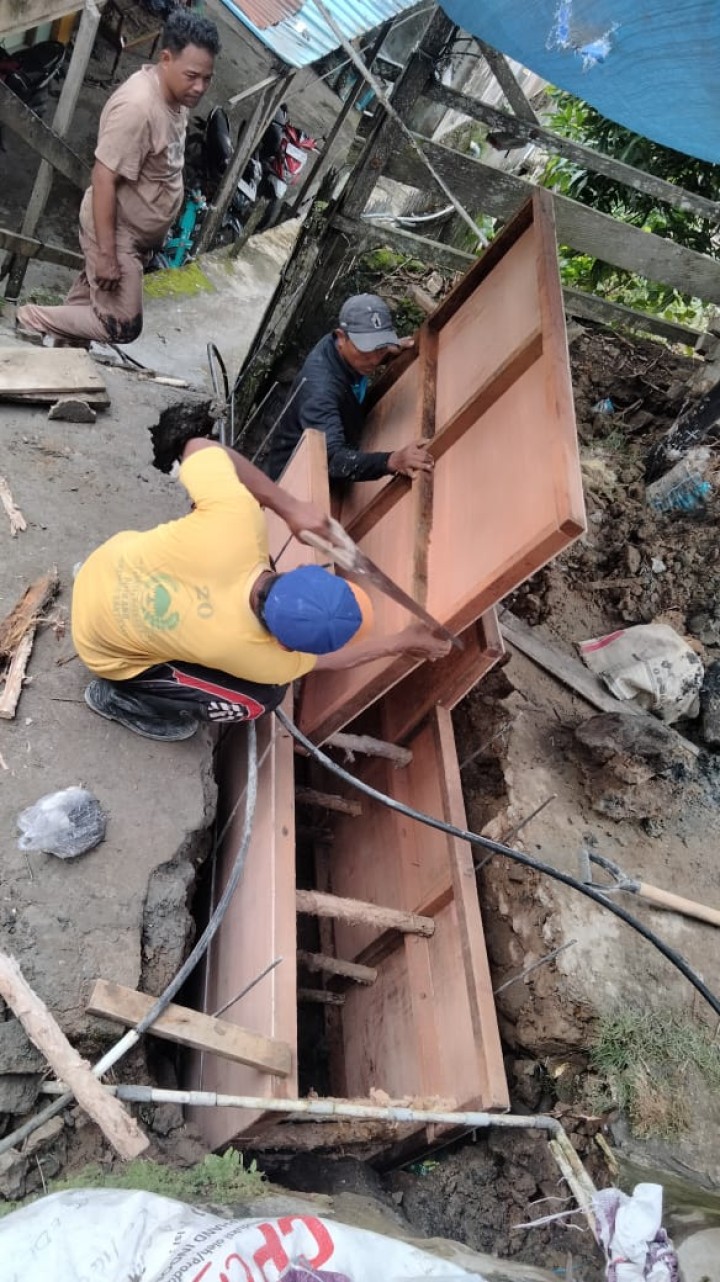 Pemantauan Kegiatan Probebaya Sarana dan Prasarana Tahap II Kel.Sidodadi