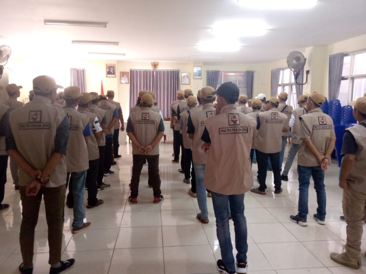 Pengarahan Oleh Lurah Sidodadi Kepada PAM TPS PEMILU TAHUN 2024