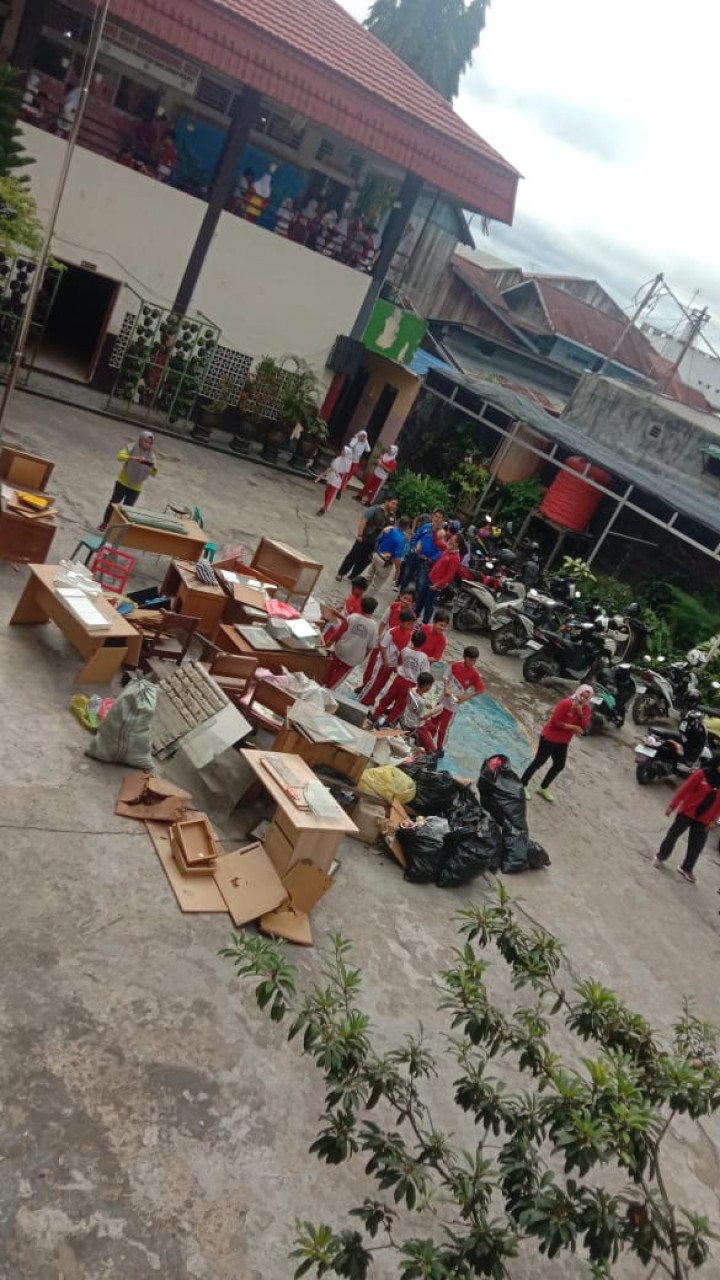 Gotong Royong SDN .005 Jl.Dr.Sutomo