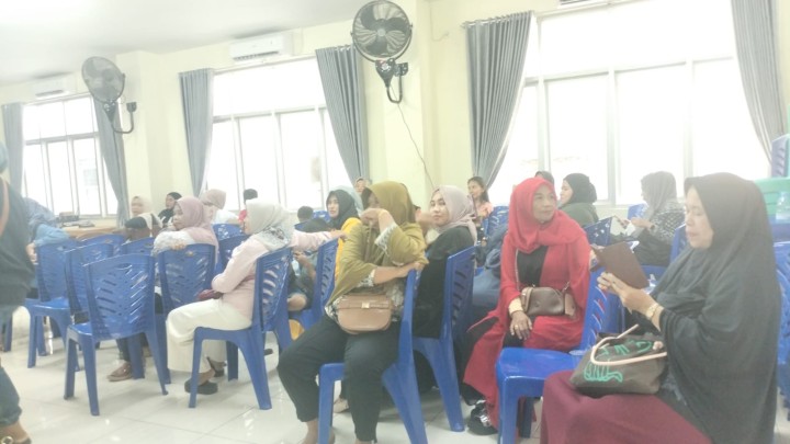 Lomba Karoke di Kelurahan Sidodadi