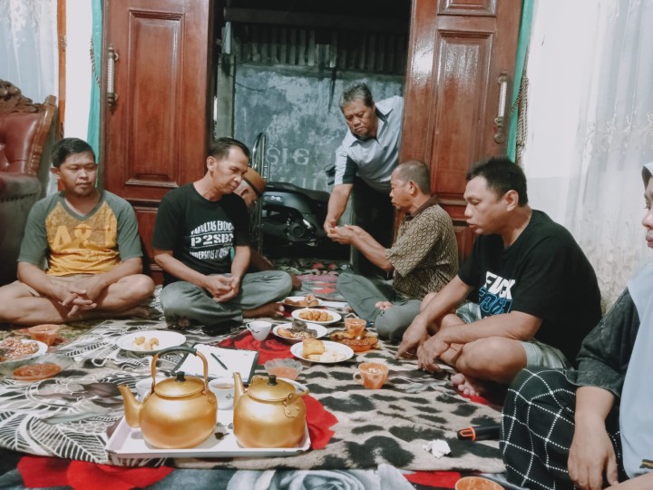 Nopember Tahun 2024