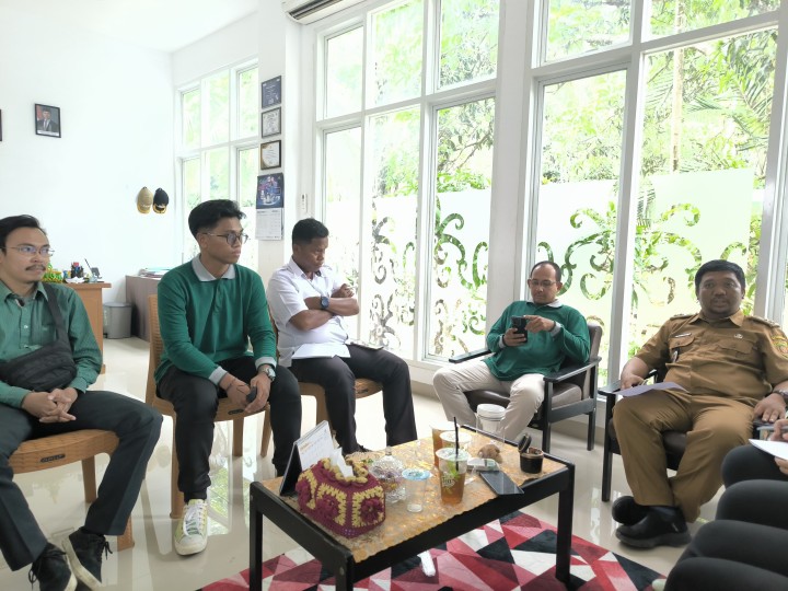 Nopember Tahun 2024