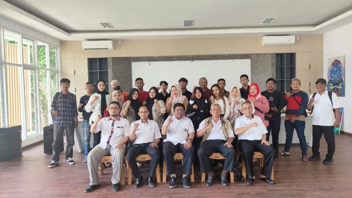 Agustus 2025
