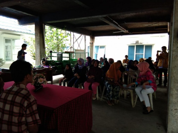 Acara Workshop Pengelolaan Sampah Berbasis Masyarakat Kumuh (3R) di kantor Kelurahan Sidomulyo pada hari Rabu, 5 September 2018 jam 08.00 sd selesai, diselenggarakan oleh Dinas Perumahan dan Pemukiman Kota Samarinda