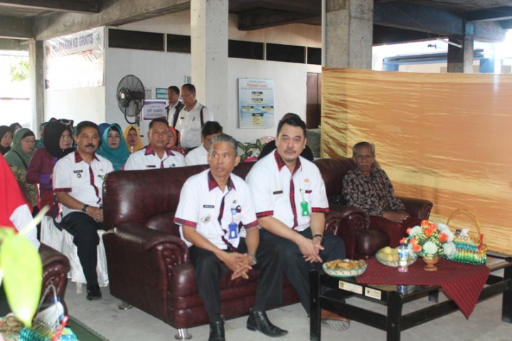 Lomba Hari Kesatuan Gerak PKK KB Kesehatan di Kel.Sidomulyo Kec. Samarinda Ilir dan Peresmian Kampung KB Teras Kencana Kel.Sidomulyo Kec.Samarinda Ilir