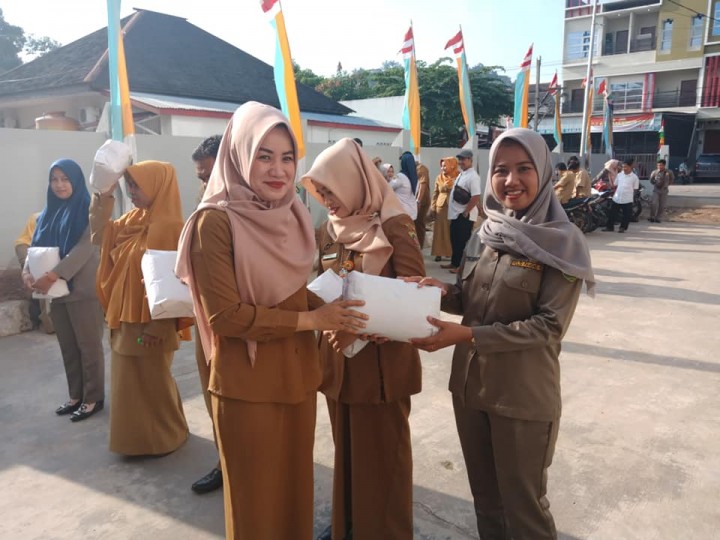 Apel Pagi Gabungan dan Penyerahan Hadiah Lomba Karaoke