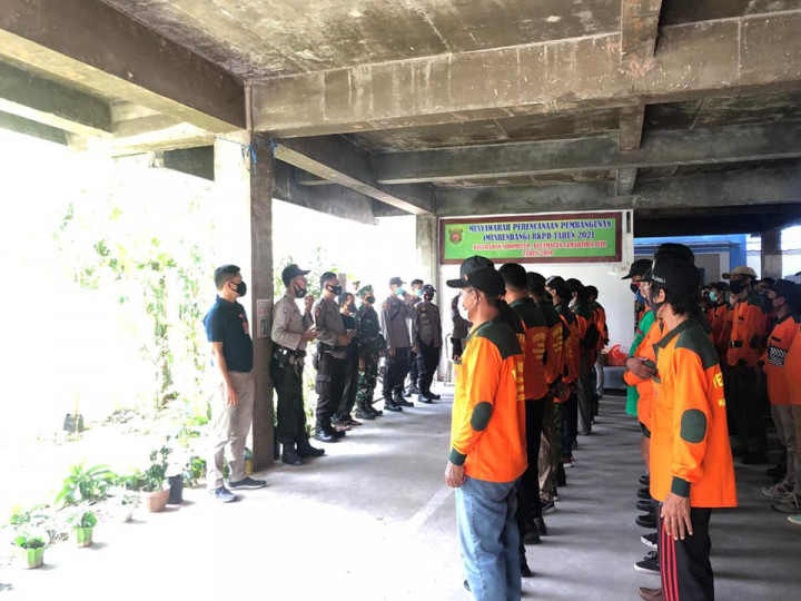 Distribusi Kotak dan Bilik Suara di TPS