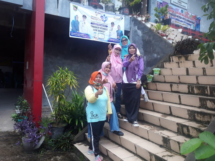 Kerja Bakti TP PKK Kelurahan Sidomulyo