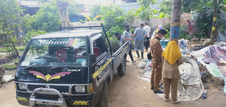 Dengan Tanaman Hias, Kelurahan Sidomulyo Turut Andil Mempercantik Wajah Kota Samarinda Dalam Rangka Rapat Kerja Wilayah Asosiasi Pemerintah Kota Seluruh Indonesia (APEKSI)