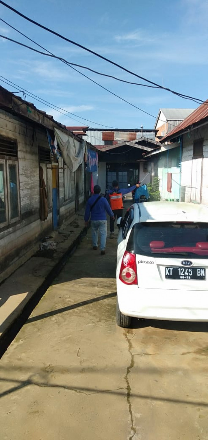 Giat Penyemprotan Eco Enzim Secara Serentak Se-Kota Samarinda Di Wilayah Kelurahan Sidomulyo