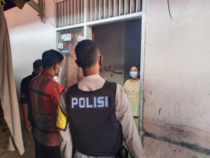 Pendistribusian Bantuan Pangan Terhadap Warga Yang terdampak Covid19 Kelurahan Sidomulyo