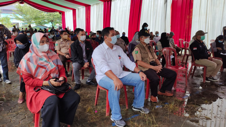 Pelaksanaan Vaksinasi Oleh HIPMI Samarinda Bersama OJK Kaltim