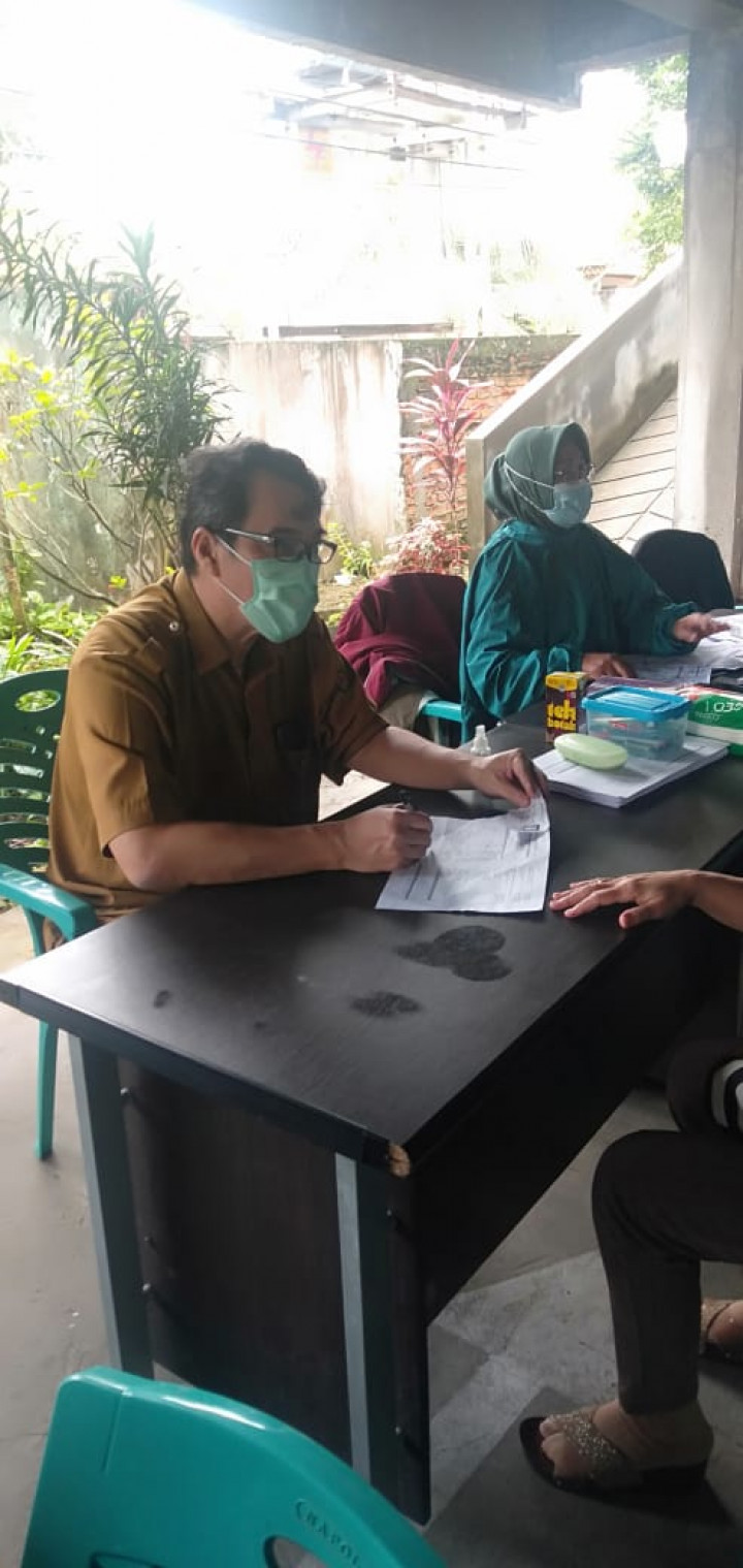 Vaksinasi Astrazeneca Dosis I Kelurahan Sidomulyo Hari Pertama