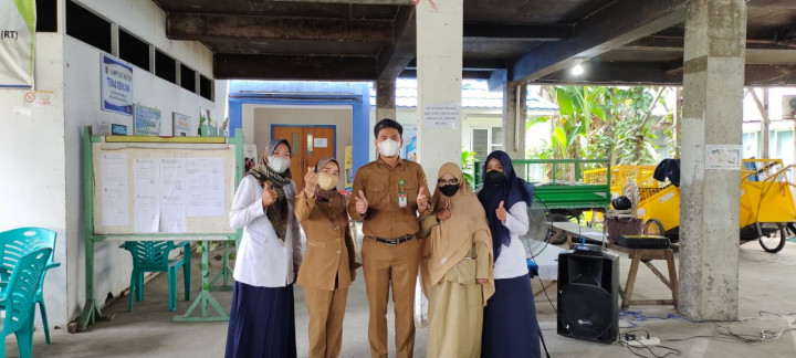 Vaksinasi Astrazeneca Dosis I Kelurahan Sidomulyo Hari Pertama