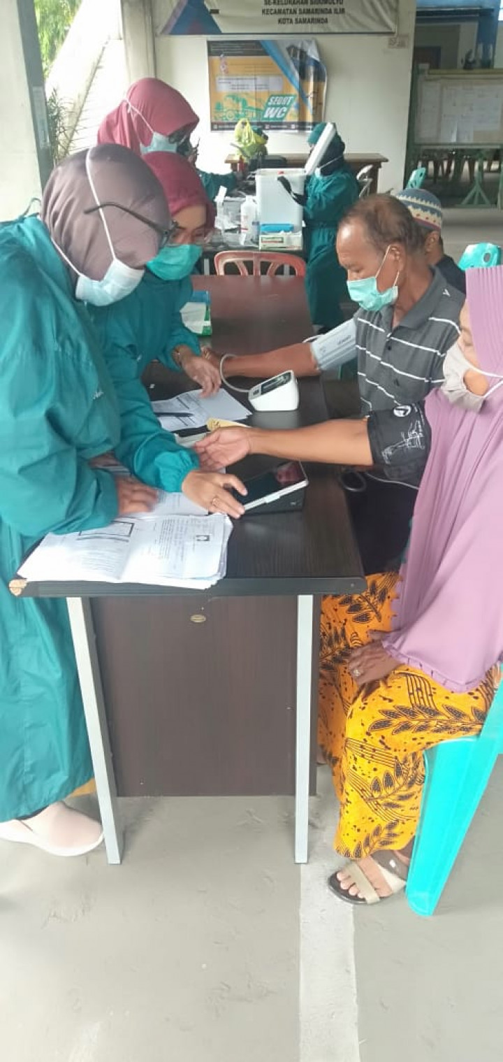 Vaksinasi Astrazeneca Dosis I Kelurahan Sidomulyo Hari Kedua
