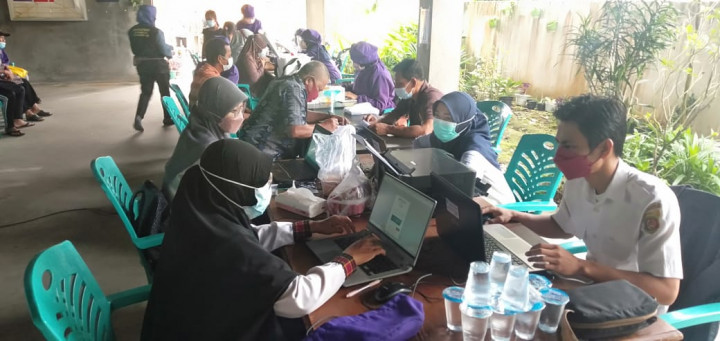 Vaksinasi Astrazeneca Dosis I Kelurahan Sidomulyo Hari Ketiga