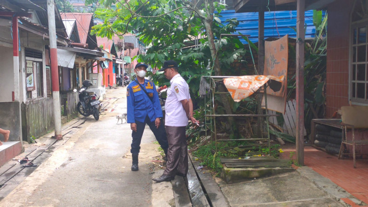 Peninjauan Lapangan Peremajaan Instalasi Listrik Wilayah Kelurahan Sidomulyo