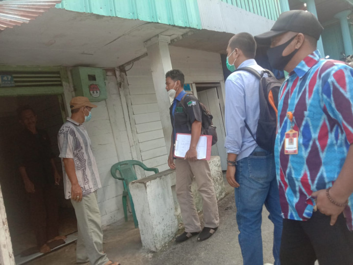 Peninjauan Lokasi Instalasi Listrik Bagi Warga Terdata