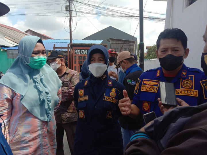 Peninjauan Lokasi Instalasi Listrik Bagi Warga Terdata