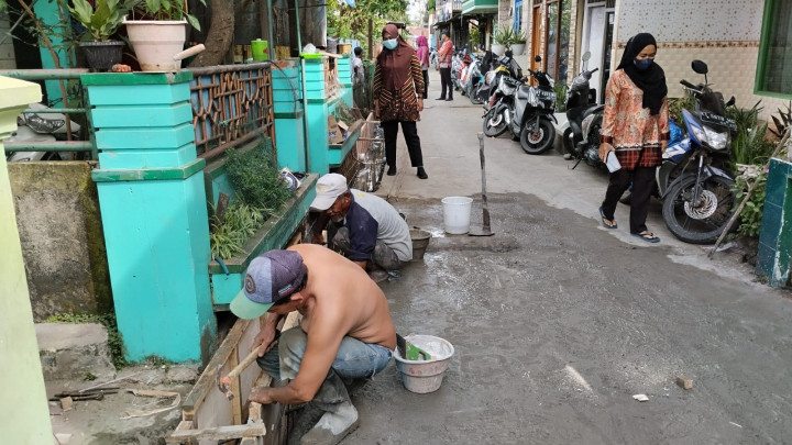 Monitoring pelaksanaan Program Pembangunan dan Pemberdayaan Masyarakat (Pro Bebaya) RT 26
