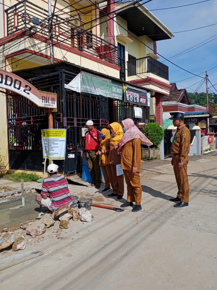 Monitoring pelaksanaan Program Pembangunan dan Pemberdayaan Masyarakat (Pro Bebaya) RT 33