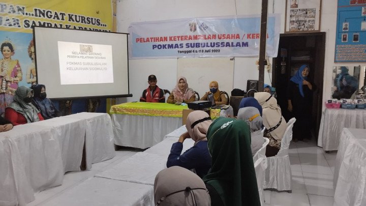 Pelaksanaan Program Pembangunan dan Pemberdayaan Masyarakat (Pro Bebaya) bidang Pemberdayaan