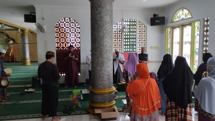 Pelatihan Habsyi Buah Probebaya ; Lurah Sidomulyo Monitoring Sekaligus Meresmikan Kegiatan