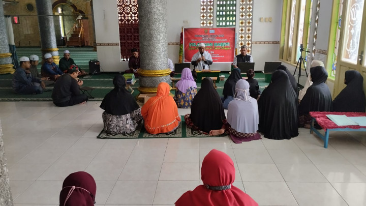 Pelatihan Habsyi Buah Probebaya ; Lurah Sidomulyo Monitoring Sekaligus Meresmikan Kegiatan