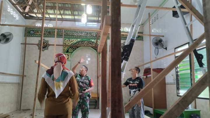 Monitoring pelaksanaan Program Pembangunan dan Pemberdayaan Masyarakat (Pro Bebaya) RT 28