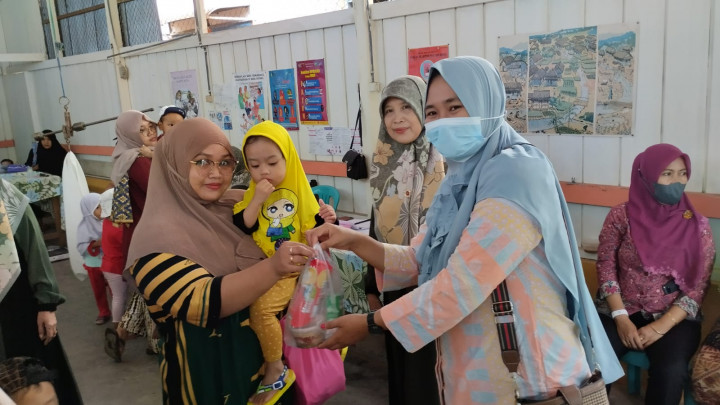 Pemberian Paket Bantaun Pangan Tambahan Untuk Balita (ProBebaya) Sub Kegiatan Pemberdayaan