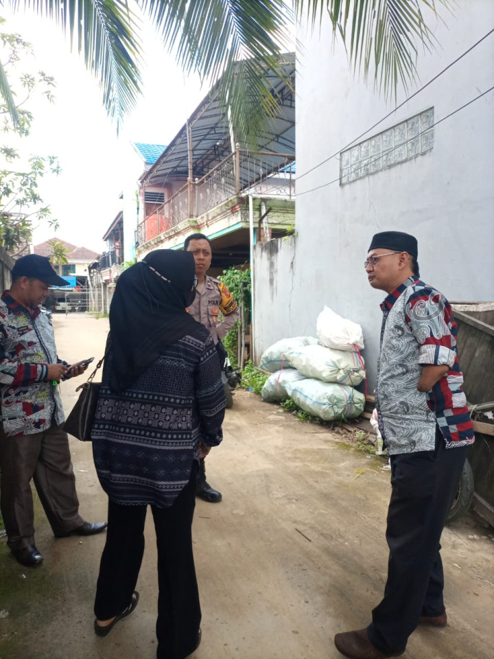 Dokumentasi Peninjauan Lokasi Penumpukan Sampah di RT. 29 Kelurahan Sidomulyo