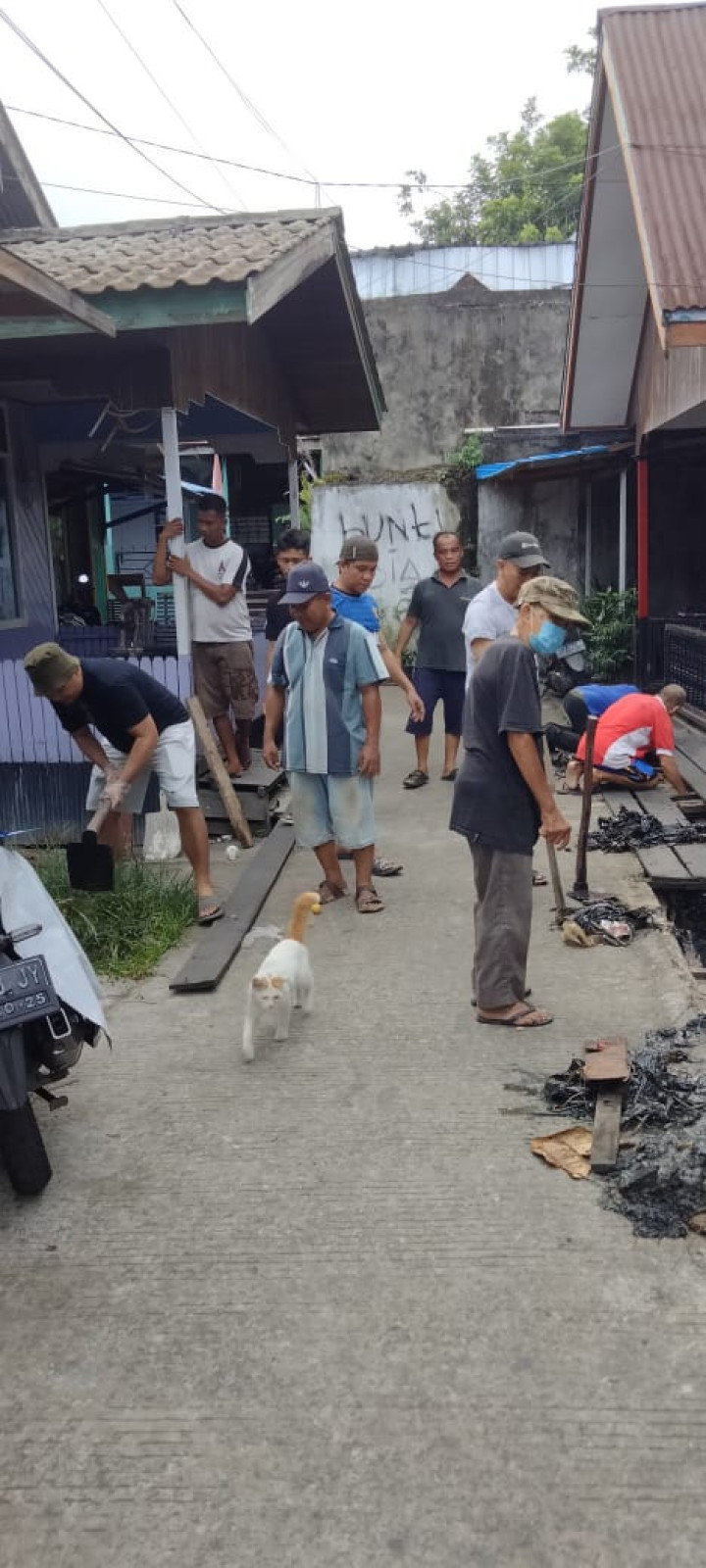 (03/03/2024) Dokumentasi Kegiatan Kerja Bakti Serentak seluruh RT Kelurahan Sidomulyo menjelang Bulan Ramadhan dan antisipasi musim hujan.
