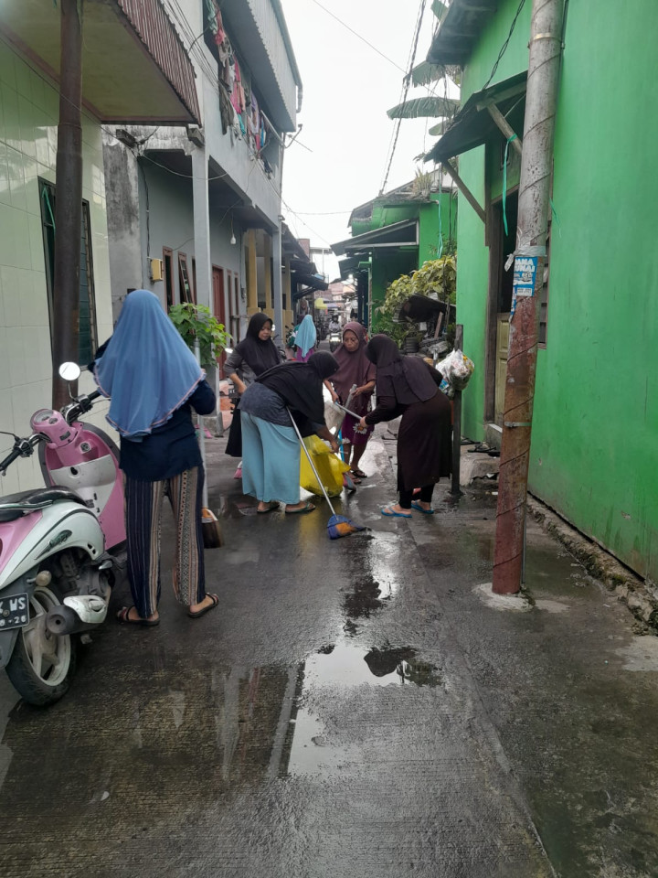 (03/03/2024) Dokumentasi Kegiatan Kerja Bakti Serentak seluruh RT Kelurahan Sidomulyo menjelang Bulan Ramadhan dan antisipasi musim hujan.