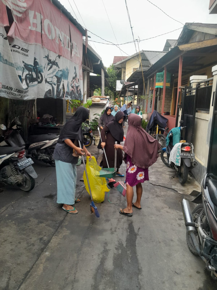 (03/03/2024) Dokumentasi Kegiatan Kerja Bakti Serentak seluruh RT Kelurahan Sidomulyo menjelang Bulan Ramadhan dan antisipasi musim hujan.