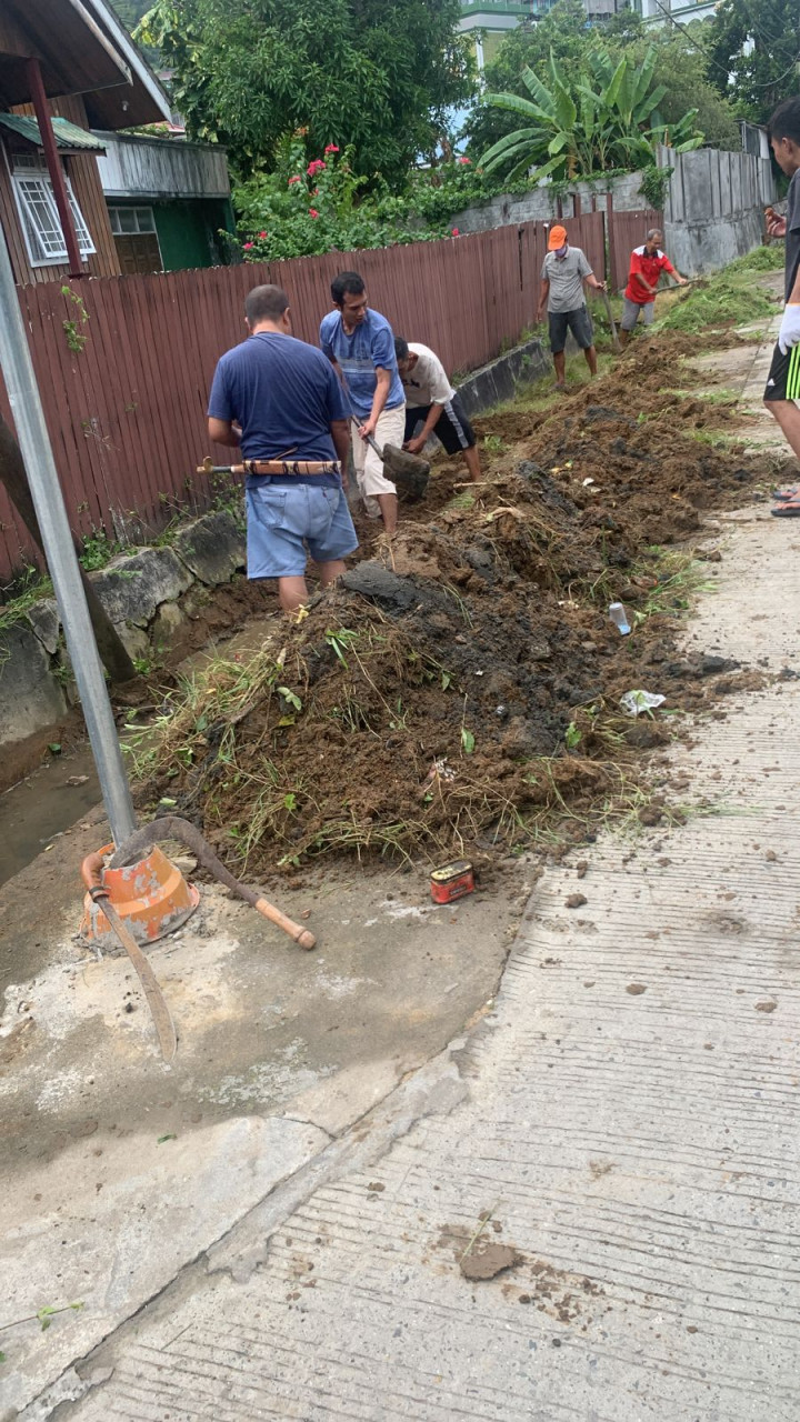 (03/03/2024) Dokumentasi Kegiatan Kerja Bakti Serentak seluruh RT Kelurahan Sidomulyo menjelang Bulan Ramadhan dan antisipasi musim hujan.
