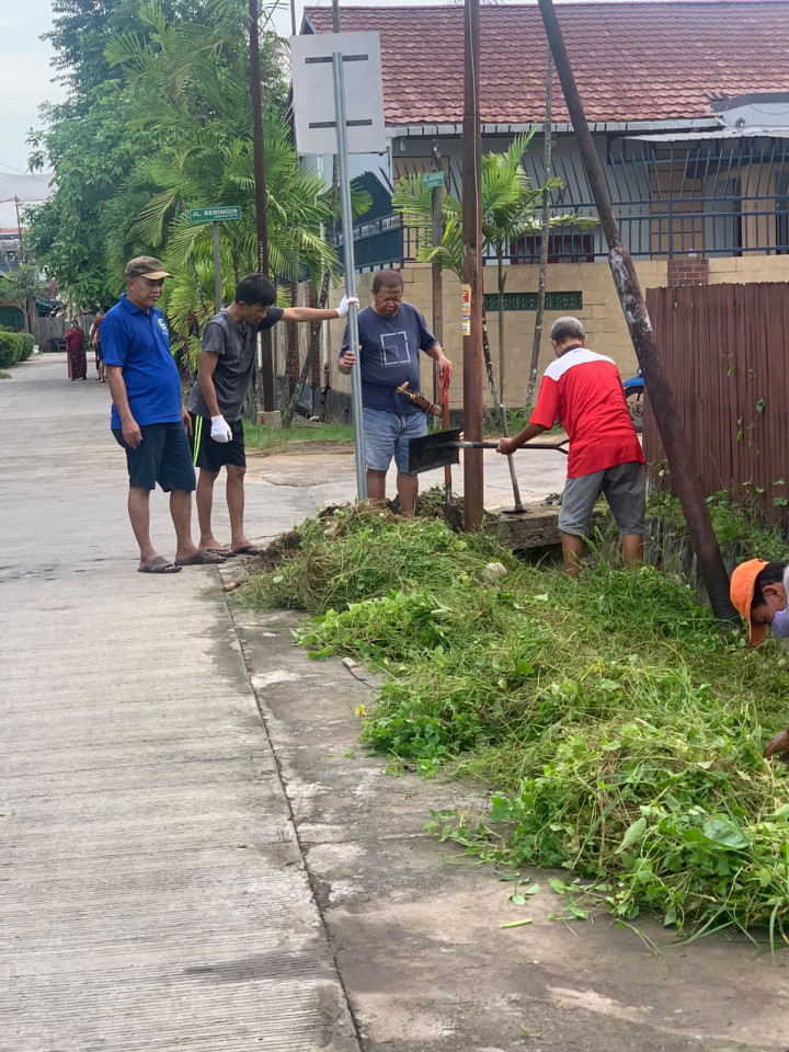 (03/03/2024) Dokumentasi Kegiatan Kerja Bakti Serentak seluruh RT Kelurahan Sidomulyo menjelang Bulan Ramadhan dan antisipasi musim hujan.