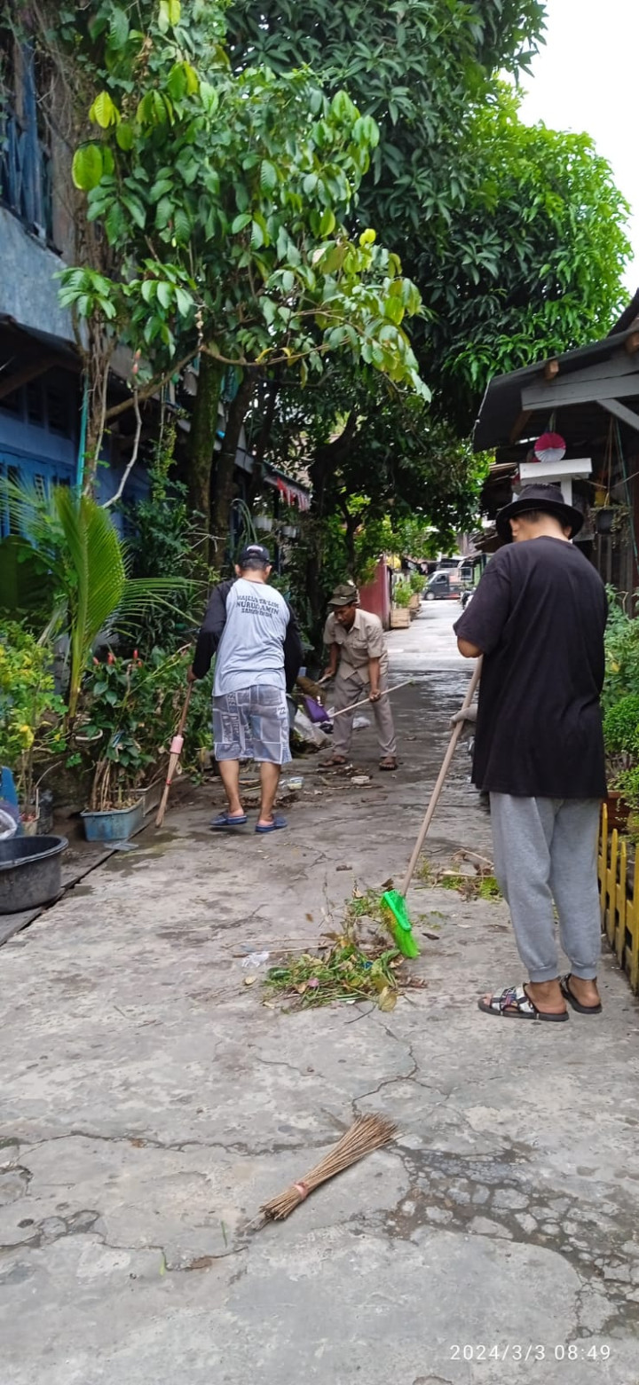 (03/03/2024) Dokumentasi Kegiatan Kerja Bakti Serentak seluruh RT Kelurahan Sidomulyo menjelang Bulan Ramadhan dan antisipasi musim hujan.