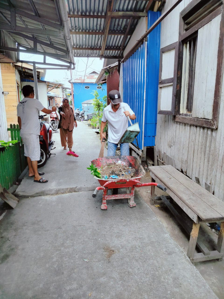 (03/03/2024) Dokumentasi Kegiatan Kerja Bakti Serentak seluruh RT Kelurahan Sidomulyo menjelang Bulan Ramadhan dan antisipasi musim hujan.